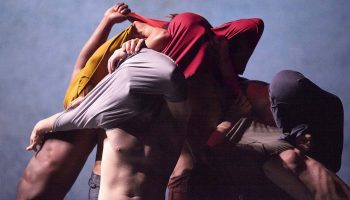 Näss, expérience collective signée Fouad Boussouf - Critique sortie Danse Paris Théâtre de l’Aquarium La Cartoucherie