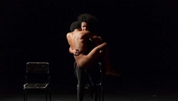 Preto de la Companhia Brasileira de Teatro, mis en scène de Marcio Abreu - Critique sortie Théâtre DIJON Théâtre Dijon Bourgogne - Centre Dramatique National