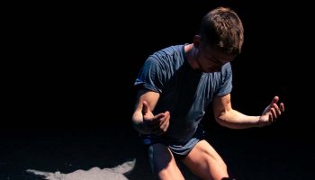 Body of Work de la Chorégraphe Daniel Linehan - Critique sortie Danse Pantin Centre national de la danse