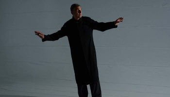 Je poussais donc le temps avec l’épaule d’après Marcel Proust, mis en scène par Charles Tordjman - Critique sortie Théâtre Paris Espace Pierre Cardin