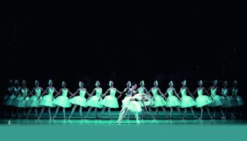 Versailles festival, avec Le Bourgeois Gentilhomme de Molière/Lully par Jérôme Deschamps et Marc Minkowski. - Critique sortie Classique / Opéra Versailles