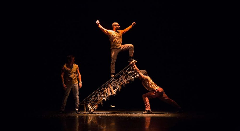 Des air(e)s d’anges, chorégraphie Bouba Landrille Tchouda - Critique sortie Avignon / 2019 Avignon Avignon Off. La Manufacture - Château de St Chamand