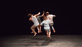 Forward / Into Outside, Chorégraphie Edouard Hue - Critique sortie Avignon / 2019 Avignon Avignon Off. Théâtre Golovine