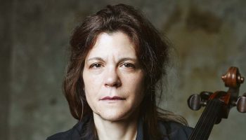 La Nuit des Odyssées de Sonia Wieder-Atherton, violoncelliste et sourcière - Critique sortie Avignon / 2019 Villeneuve-lès-Avignon Festival d'Avignon. La Chartreuse