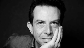 Du ciel tombaient des animaux de Caryl Churchill,  traduction d’Elisabeth Angel-Perez et mise en scène par Marc Paquien - Critique sortie Théâtre Nîmes Théâtre de Nîmes. Théâtre Bernadette Lafont