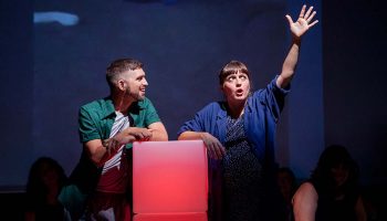 Gentry, une création du collectif Mos Maiorum - Critique sortie Théâtre Bordeaux Glob Théâtre