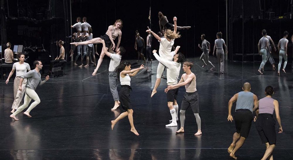 Histoires sans histoire(s) Chorégraphie de P. Jacobsson et Thomas Caley - Critique sortie Danse Paris Théâtre National de la Danse de Chaillot