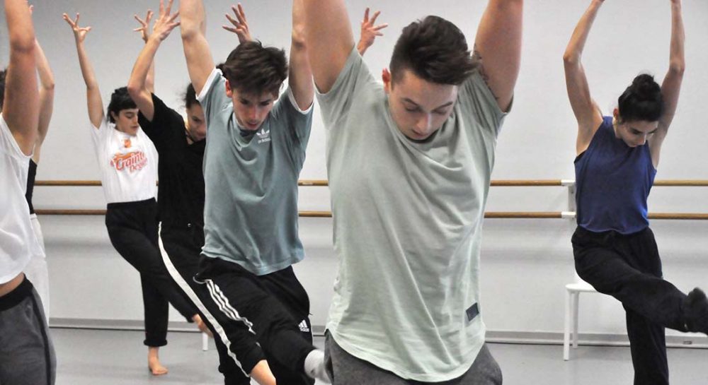 Kamuyot d’Ohad Naharin par la compagnie Grenade - Critique sortie Danse Paris Chaillot - Théâtre national de la danse