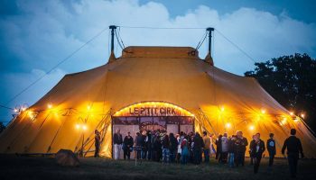 Le chapiteau forever, enjeux et réflexions - Critique sortie 