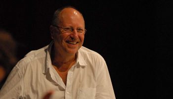 Gilles Bouillon s’attaque à Feydeau avec Dormez, je le veux ! et Mais n’te promène donc pas toute nue ! Rencontre. - Critique sortie Théâtre CHATILLON Théâtre à Châtillon