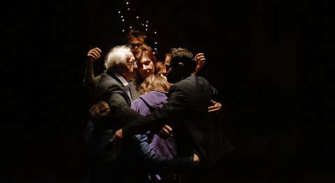 Tout le monde ne peut pas être orphelin de Jean-Christophe Meurisse - Critique sortie Théâtre France En tournée