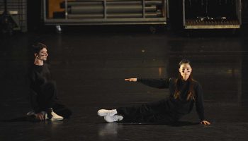 Le Ballet de l’Opéra de Lyon danse Cunningham et Sciarroni - Critique sortie Danse Paris Le Centquatre