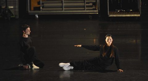 Le Ballet de l’Opéra de Lyon danse Cunningham et Sciarroni - Critique sortie Danse Paris Le Centquatre