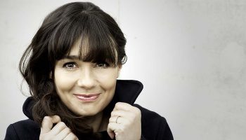 Magali Mosnier triomphe dans Debussy - Critique sortie Classique / Opéra