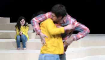 Fanny de Chaillé, directrice de « COLO », temps fort dédié aux enfants et adolescents - Critique sortie Théâtre Chambéry Malraux - Scène nationale Chambéry Savoie