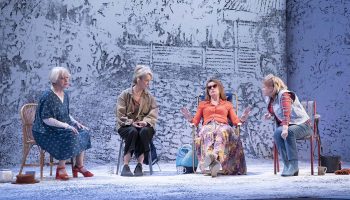 Du ciel tombaient les animaux de Caryl Churchill, traduction Elisabeth Angel-Perez, mise en scène de Marc Paquien - Critique sortie Théâtre Paris Théâtre du Rond-Point