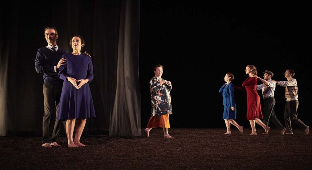 Family machine de Brigitte Seth et Roser Montlló Guberna - Critique sortie Danse Paris Chaillot - Théâtre national de la danse