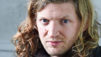 Le Baptême de Laurent Bazin - Critique sortie Théâtre Paris Le CENTQUATRE-PARIS