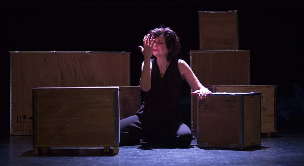 La Lune en plein jour de Marina Tomé, mise en scène de Anouche Setbon - Critique sortie Théâtre Paris. Théâtre de la Huchette