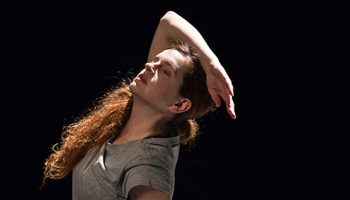 Une soirée et les deux créations des chorégraphes Christine Armanger, Sarah Crépin et Etienne Cuppens - Critique sortie Danse Vanves Théâtre de Vanves