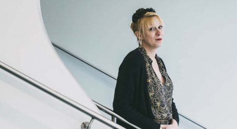 Contes immoraux – Partie 1 : Maison mère, rencontre avec Phia Ménard - Critique sortie Théâtre Paris Théâtre des Bouffes du Nord