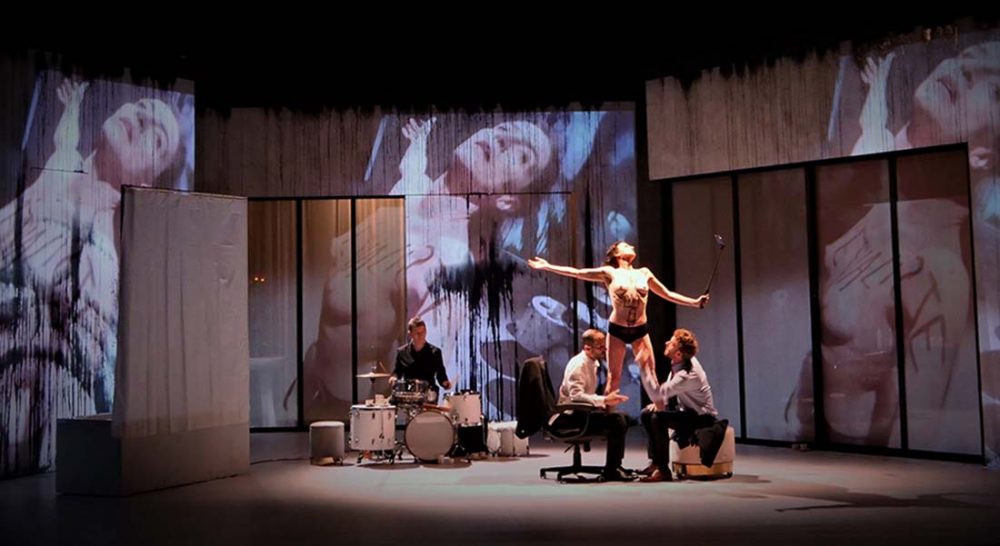 Toute nue d’après Georges Feydeau et Lars Norén, mis en scène par Emilie Anna Maillet - Critique sortie Théâtre Paris Théâtre Paris-Villette