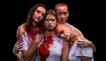 Big Sisters, conception Steven Michel et Théo Mercier - Critique sortie Danse Annecy Bonlieu - Scène Nationale d'Annecy