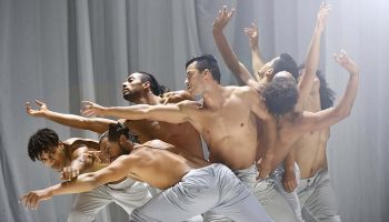 Boys don&rsquo;t cry, texte de Chantal Thomas et chorégraphie d&rsquo;Hervé Koubi - Critique sortie  CHATILLON Théâtre des Sources