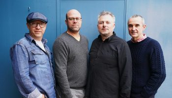 Jean-Marc Foltz signe « Wild Beasts » inspiré par les photos de Nicolas Bruant, en quartet avec Philippe Mouratoglou (guitares), Sébastien Boisseau (contrebasse) et Christophe Marguet (batterie) - Critique sortie Jazz / Musiques Paris. Sunset Sunside