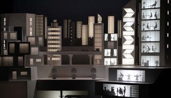 PLEINS FEUX SUR LA VILLE / Exemple de parcours n° 1 : « ville rêvée, ville réelle » - Critique sortie Théâtre Saint-Quentin-en-Yvelines Théâtre de Saint-Quentin-en-Yvelines - Scène nationale