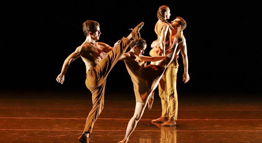 La São Paulo Companhia de Dança avec Cassi Abranches, Marco Goecke et Joëlle Bouvier - Critique sortie Danse Paris