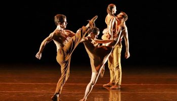 La São Paulo Companhia de Dança avec Cassi Abranches, Marco Goecke et Joëlle Bouvier - Critique sortie Danse Paris
