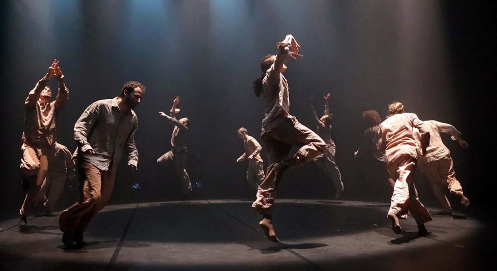 Political Mother Unplugged d’ Hofesh Shechter - Critique sortie Danse Paris