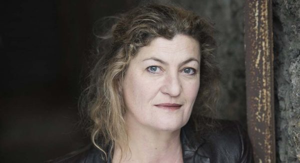 Julie Brochen et l’éducation artistique / Pour des artistes photophores