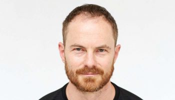 Boris Charmatz, portrait ancré dans le monde - Critique sortie Danse Paris