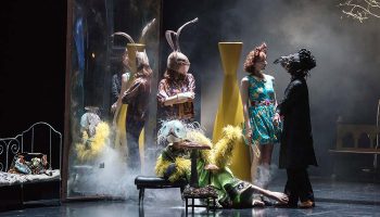 Des spectacles sur les routes - Critique sortie Théâtre Marseille La Criée - Théâtre National de Marseille