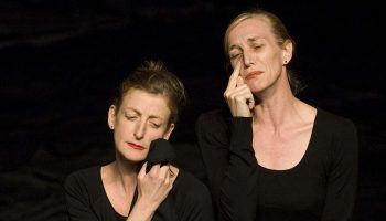 Gustavia de Mathilde Monnier et La Ribot - Critique sortie Danse Paris Le Carreau du Temple