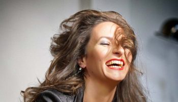 Geneviève Laurenceau et l’Orchestre à cordes de la Garde Républicaine dirigé par François Boulanger dans un programme de Musique de films - Critique sortie Classique / Opéra Paris Musée de l’Armée - Cathédrale Saint-Louis des Invalides