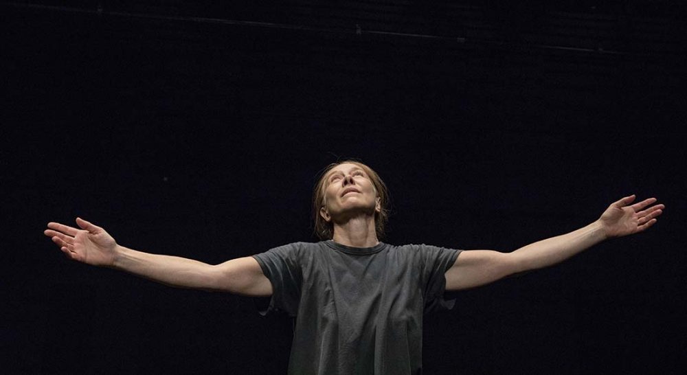 Danses pour une actrice (Valérie Dréville) de Jérôme Bel - Critique sortie Danse Bobigny MC 93 - Maison de la culture de Seine-Saint-Denis Bobigny