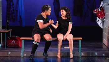 Le foot au féminin avec Pauline Bureau, Léa Girardet et Julie Bertin - Critique sortie  Annecy Bonlieu - Scène Nationale d'Annecy