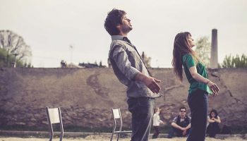 Ce qui m’est dû de La Débordante Compagnie - Critique sortie Théâtre Paris Maif Social Club