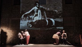 Histoire(s) du Théâtre II de Faustin Linyekula - Critique sortie Danse Paris Théâtre de la Ville - Théâtre des Abbesses