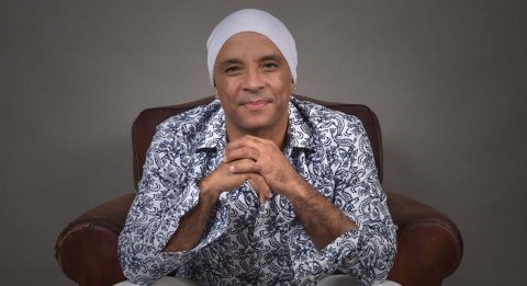 « Asi de simple », nouvel album de Joel Hierrezuelo chanteur, percussionniste et guitariste cubain - Critique sortie Jazz / Musiques Paris Sunset Sunside