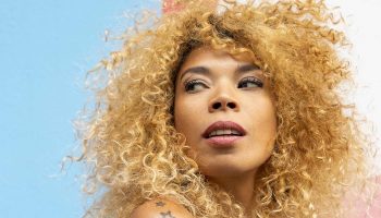 La chanteuse brésilienne Flavia Coelho - Critique sortie Jazz / Musiques Nanterre Maison Daniel-Féry (Maison de la Musique de Nanterre)