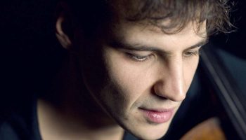 Le violoncelliste Victor Julien-Laferrière joue en création mondiale la version révisée de Outscape, concerto pour violoncelle et orchestre de Pascal Dusapin. - Critique sortie Classique / Opéra Paris Théâtre des Champs-Élysées