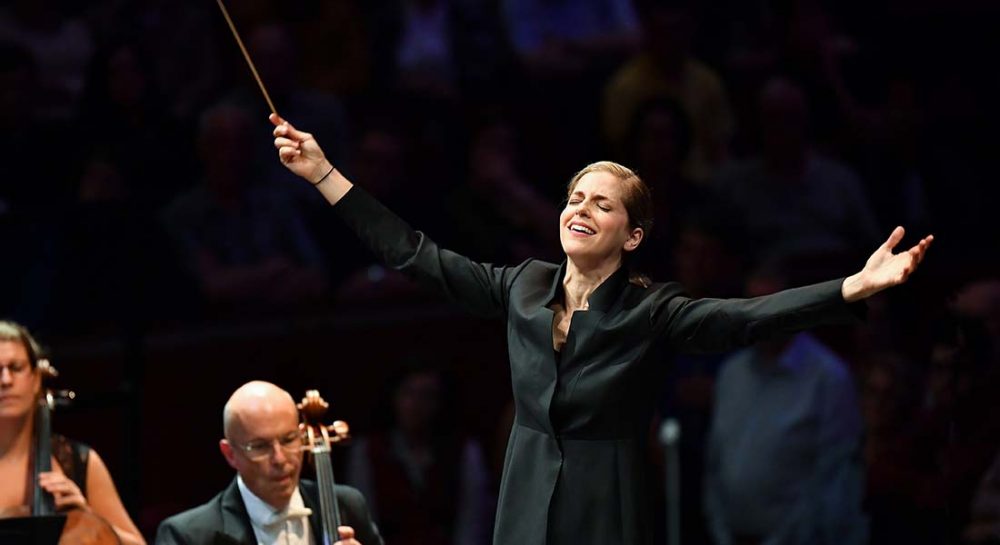 Karina Canellakis, de Brahms à Strauss - Critique sortie  saint denis Basilique de Saint-Denis