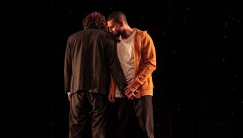 Histoire de la violence d’après Edouard Louis, adaptation et mise en scène Laurent Hatat et Emma Gustafsson - Critique sortie Théâtre Avignon La Manufacture - La Patinoire