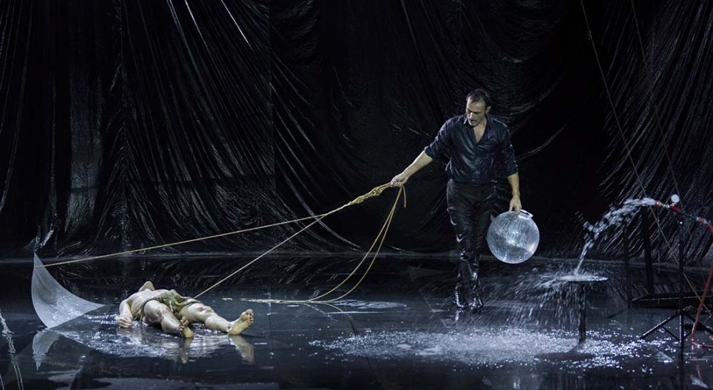 INK, chorégraphie de Dimitris Papaioannou - Critique sortie Danse Avignon Festival d’Avignon. La Fabrica