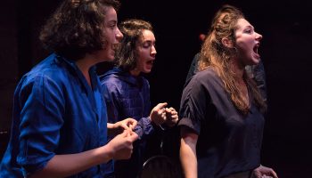 Les Femmes de Barbe Bleue, mise en scène de Lisa Guez - Critique sortie Théâtre Avignon Théâtre des Carmes