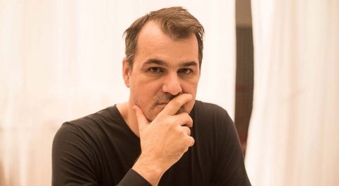 Cząstki kobiety Une femme en pièces de Kata Wéber, mise en scène de Kornél Mundruczó - Critique sortie Avignon / 2021 Avignon